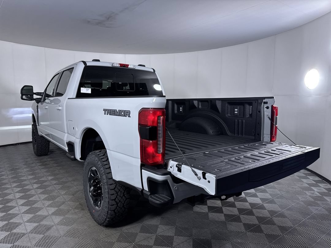 New 2026 Avalanche Ford Lariat image 26