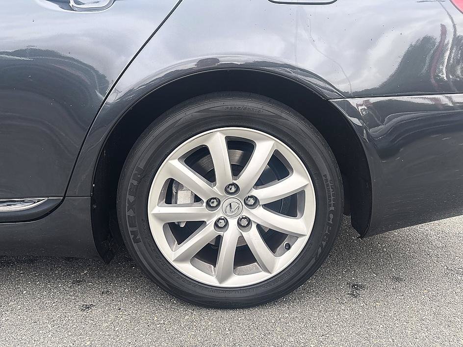 Used 2011 Smoky Granite Mica Lexus 460 image 10