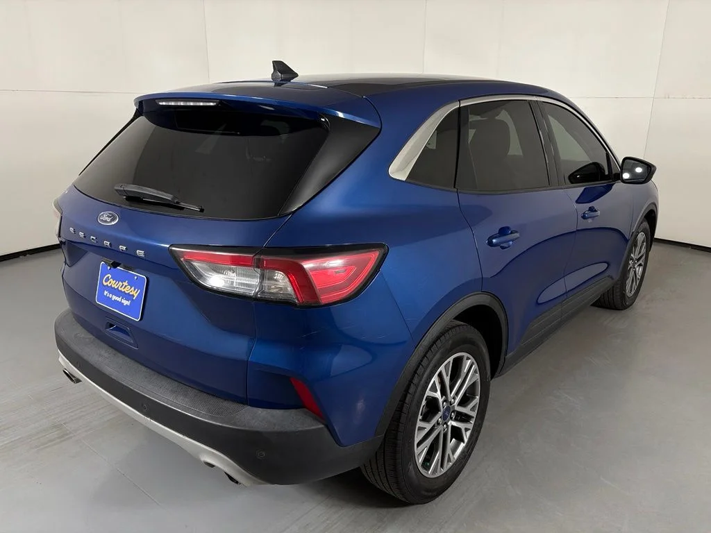 Used 2022 Blue Metallic Ford SEL image 8