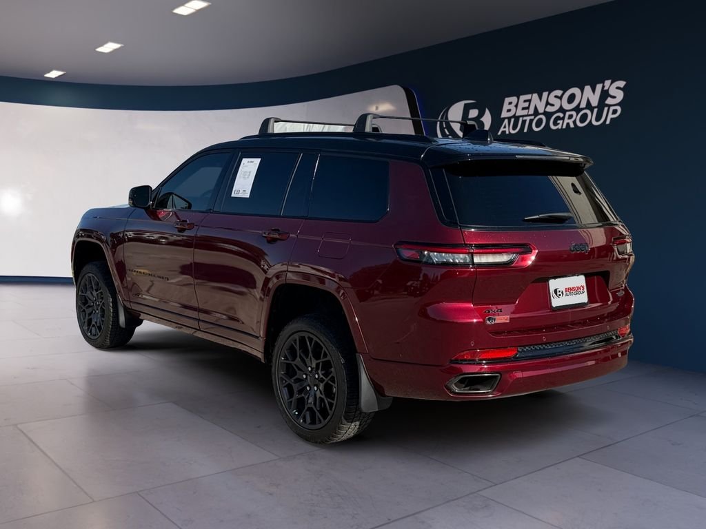 Used 2024 Red Jeep Summit image 3