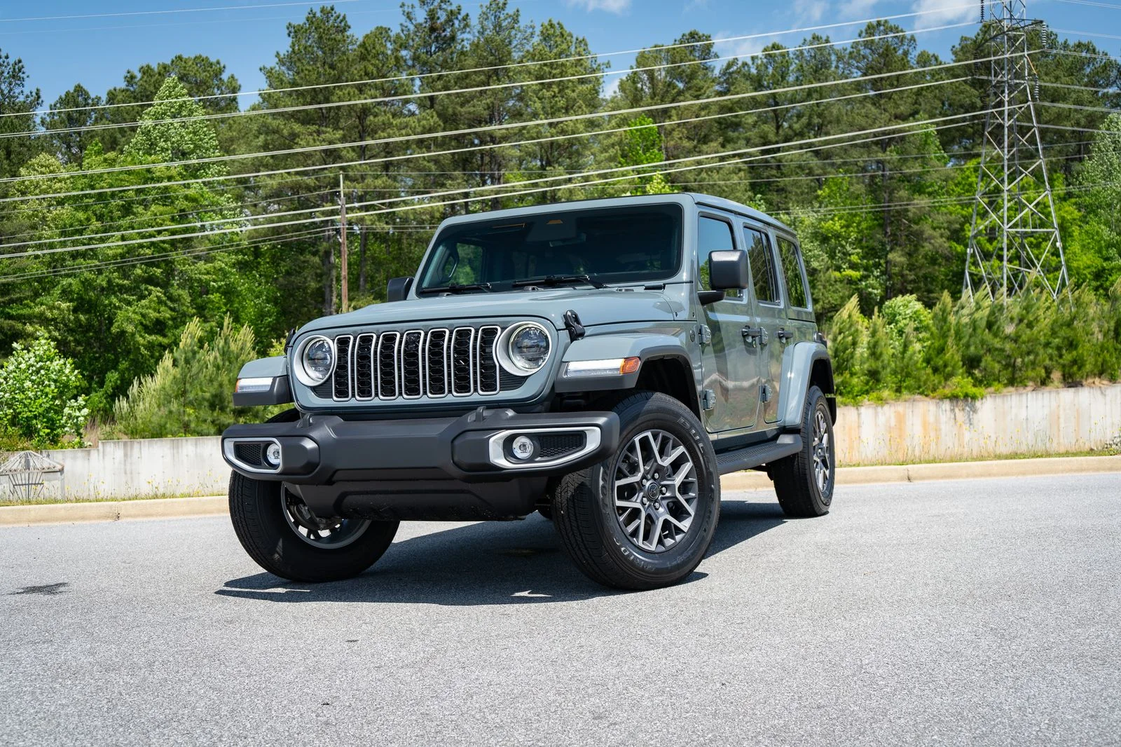 New 2026 Anvil Clear-Coat Exterior Paint Jeep Sahara image 1