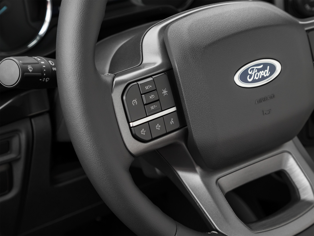 Used 2022 White Ford XLT image 45