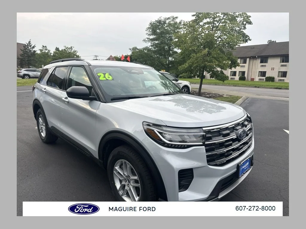 New 2026 Space White Metallic Ford Active image 1