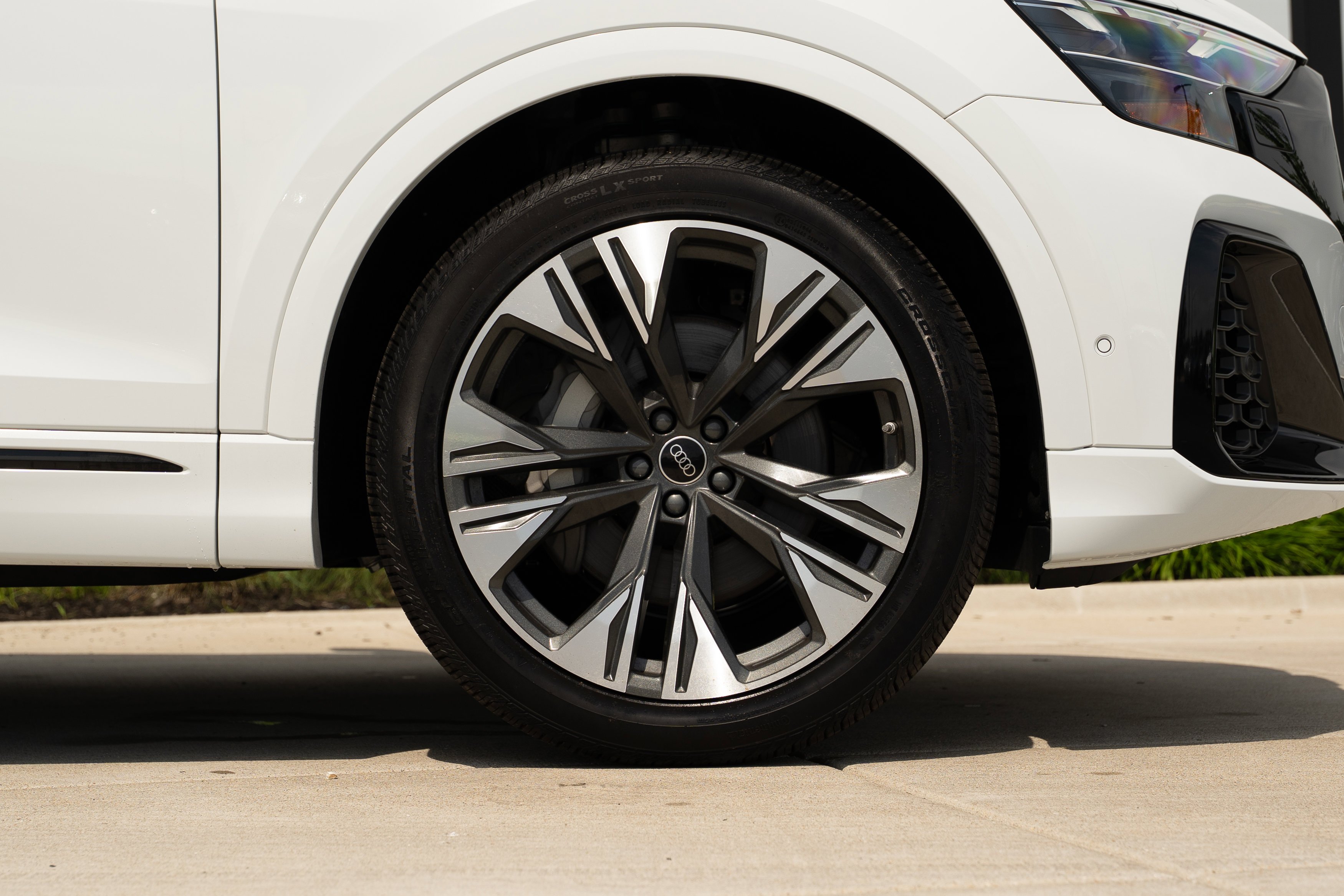 2026 Audi Q8 Premium Plus - Photo 34