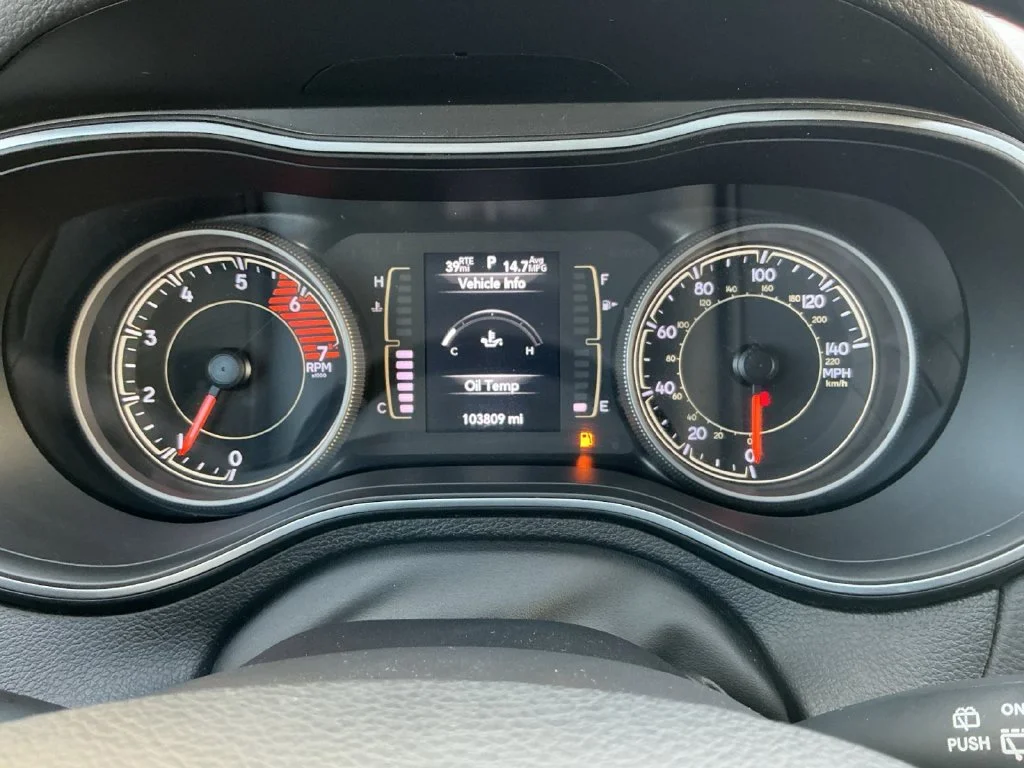 Used 2019 Red Jeep Latitude Plus image 19