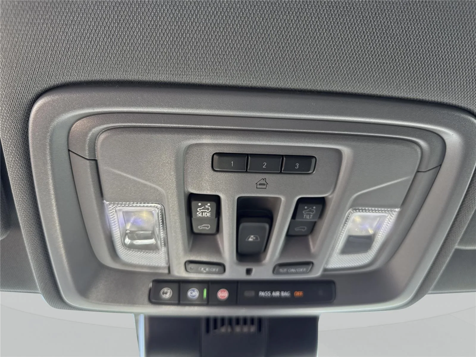 New 2026 Sterling Metallic GMC Elevation image 12