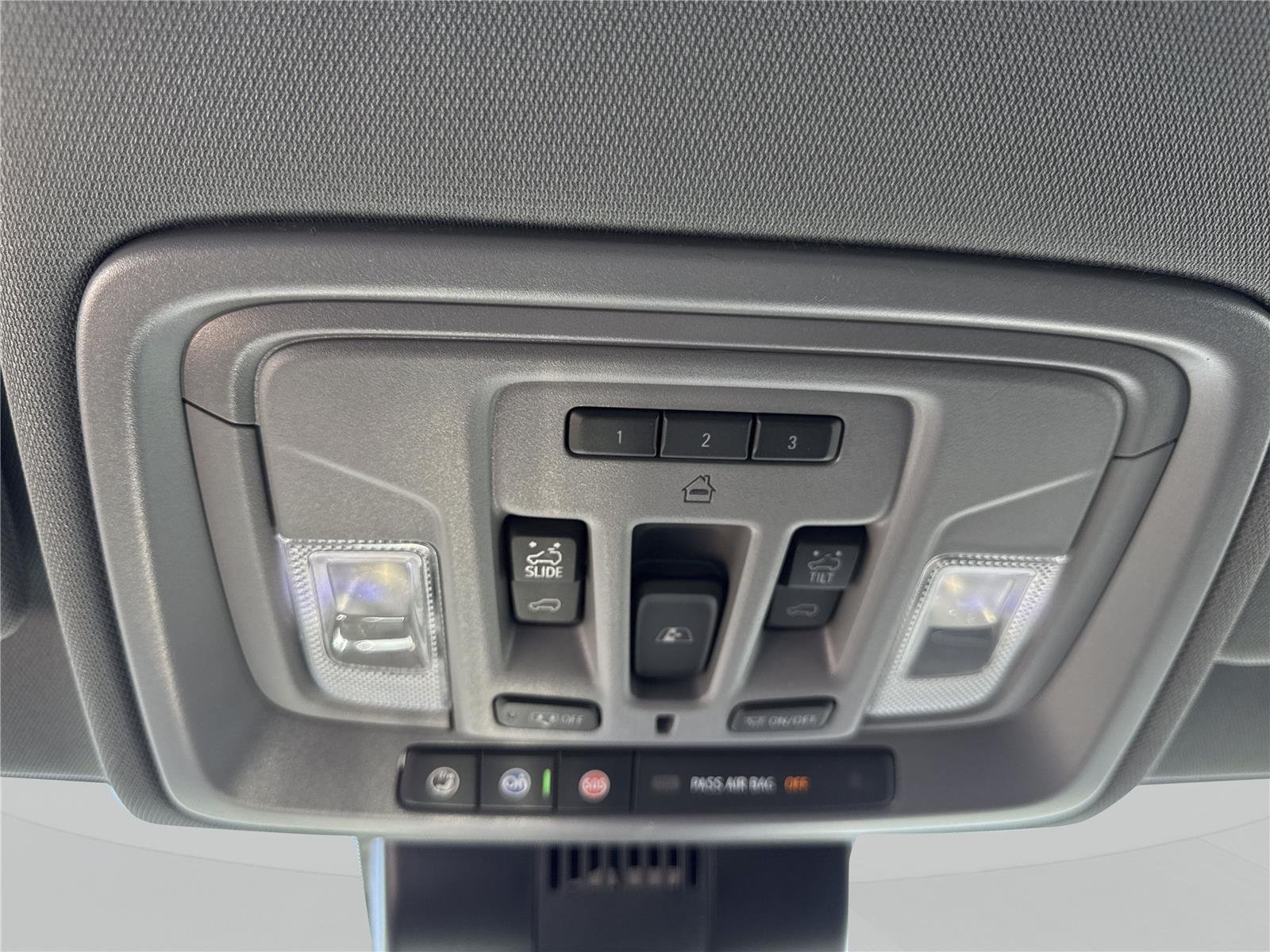 New 2026 Sterling Metallic GMC Elevation image 12
