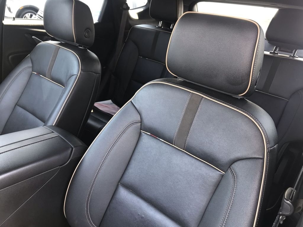 Used 2022 Blue Chevrolet Premier image 11