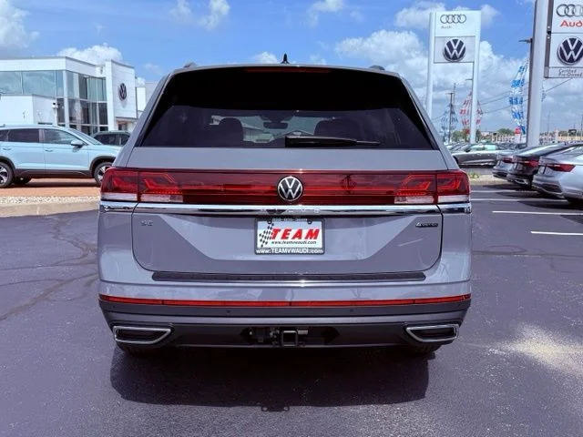 New 2026 Gray Volkswagen 2.0T SE w/Technology image 4