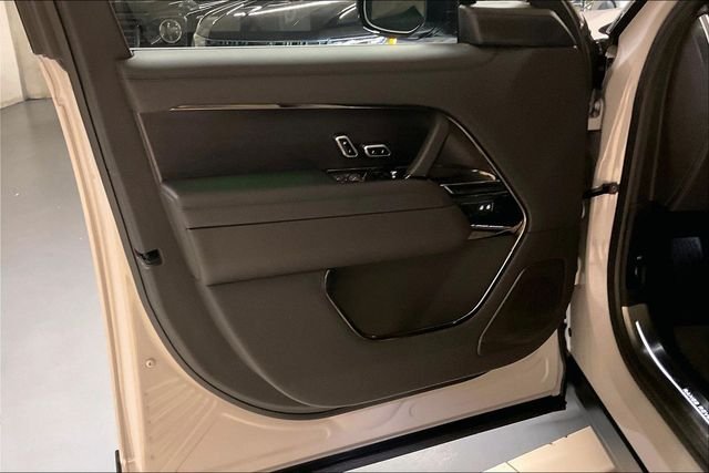 Certified Used 2026 Gray Land Rover SV image 25