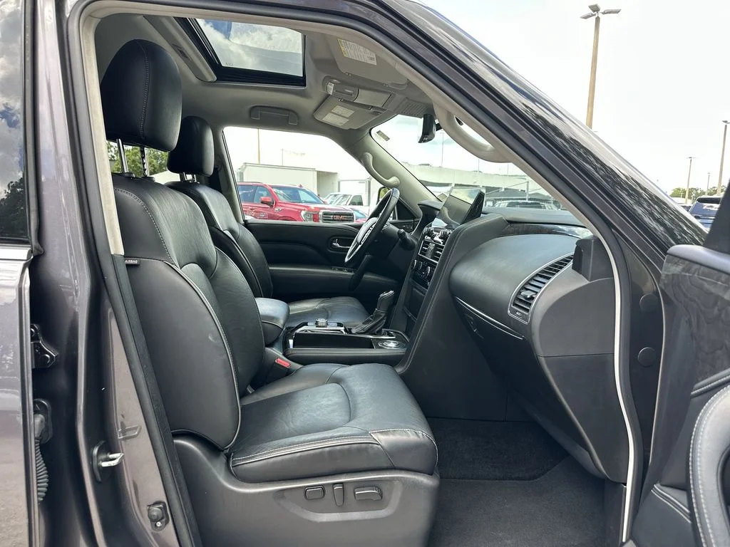 Certified Used 2024 Anthracite Gray INFINITI LUXE image 28