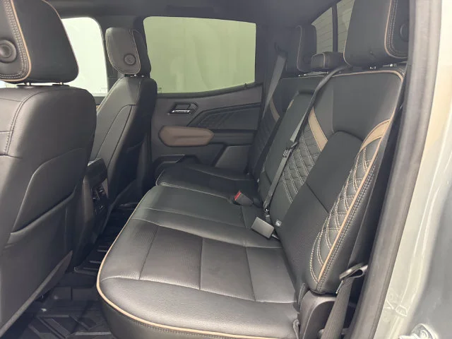 Used 2023 Sterling Metallic GMC Denali image 22