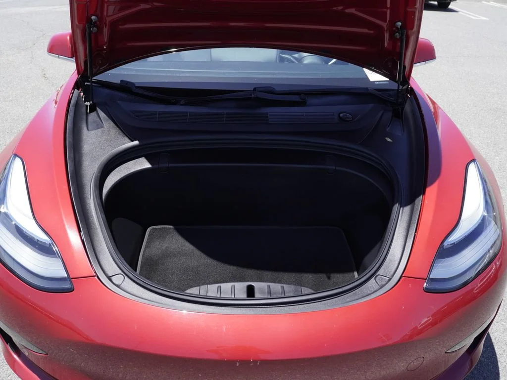 Used 2018 Red Tesla Long Range image 26