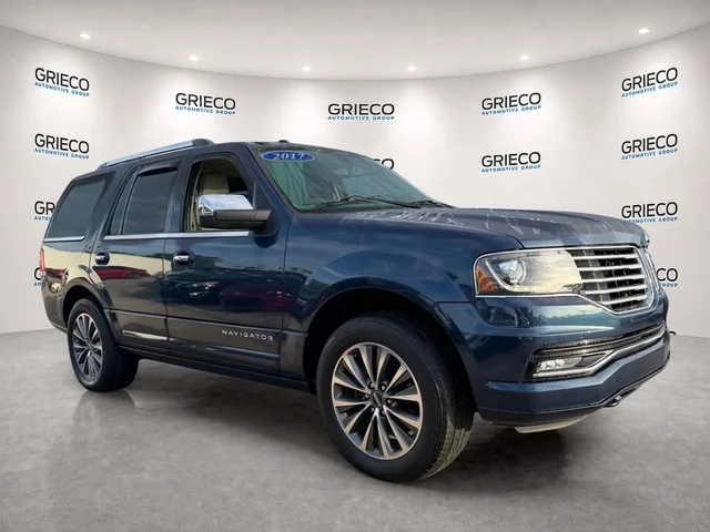 2017 Lincoln Navigator Select