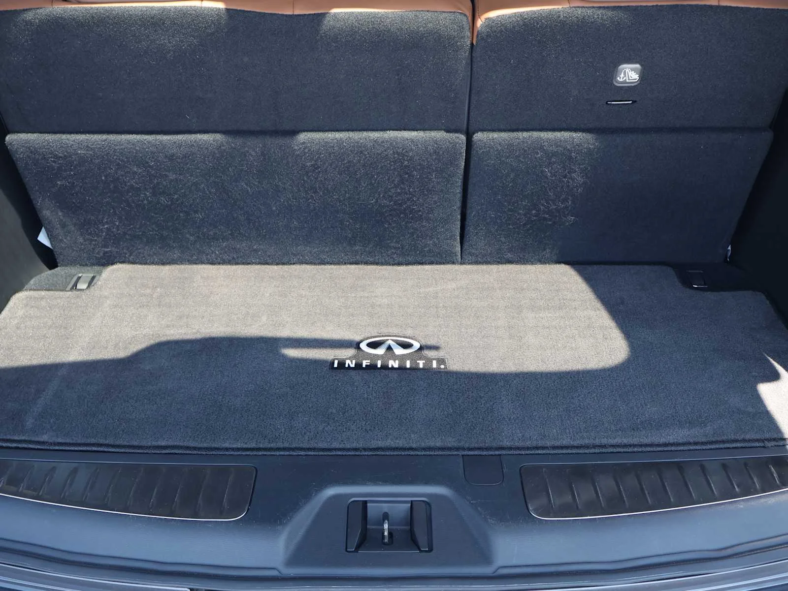 Certified Used 2024 Anthracite Gray INFINITI SENSORY image 29