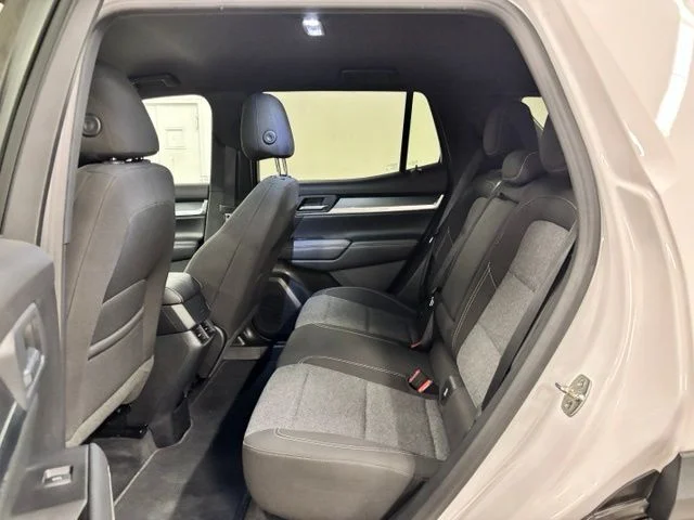 Used 2026 White GMC Elevation image 19
