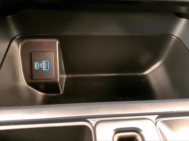 Used 2024 Silver Metallic Ford XLT image 27