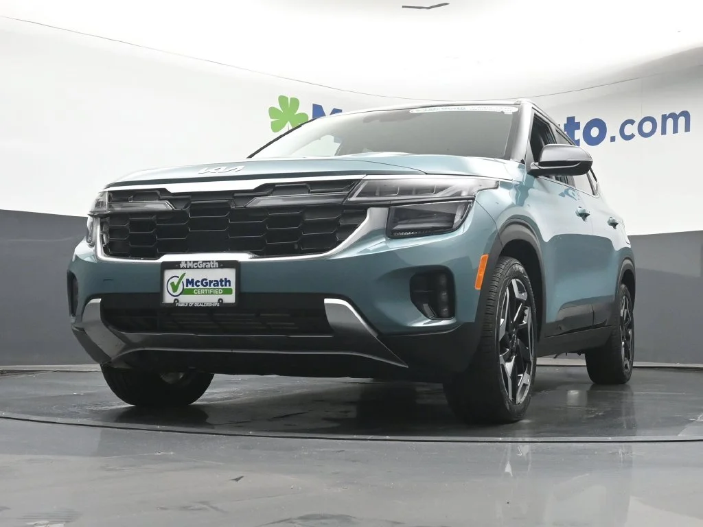 Certified Used 2024 Blue Kia SX image 7