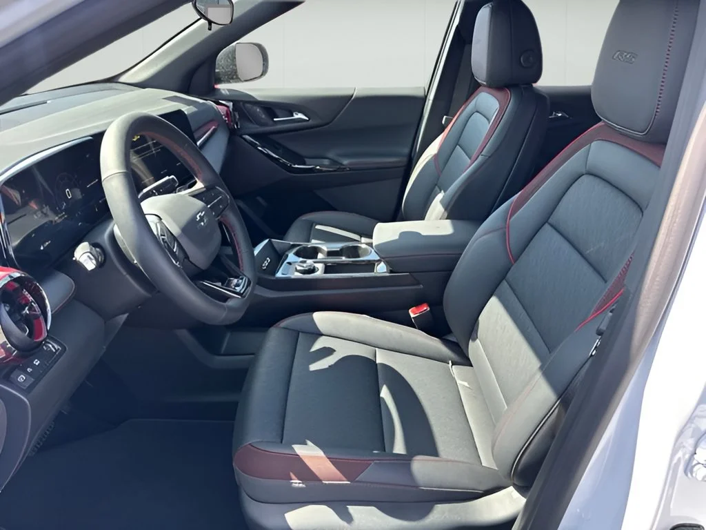 New 2027 Polar White Tricoat Chevrolet RS image 8