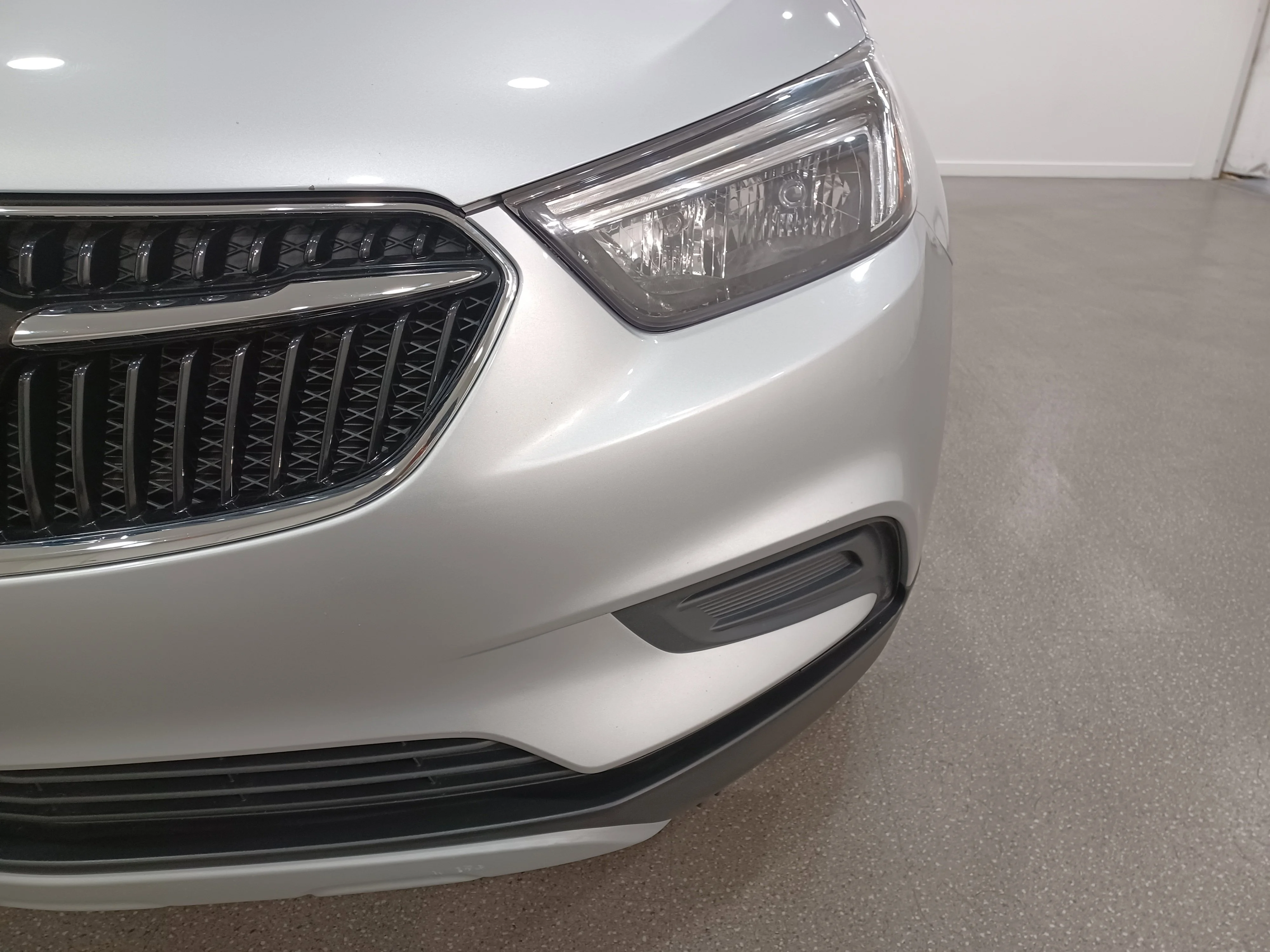 Certified Used 2021 Quicksilver Metallic Buick Preferred*Remote Start | Blind Spot Detection | Park Assist | Roof Rails image 5