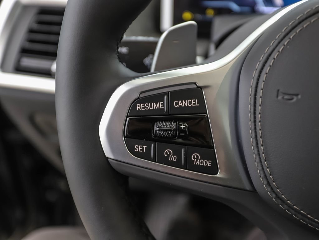 New 2026 Black Sapphire Metallic BMW xDrive40i image 12