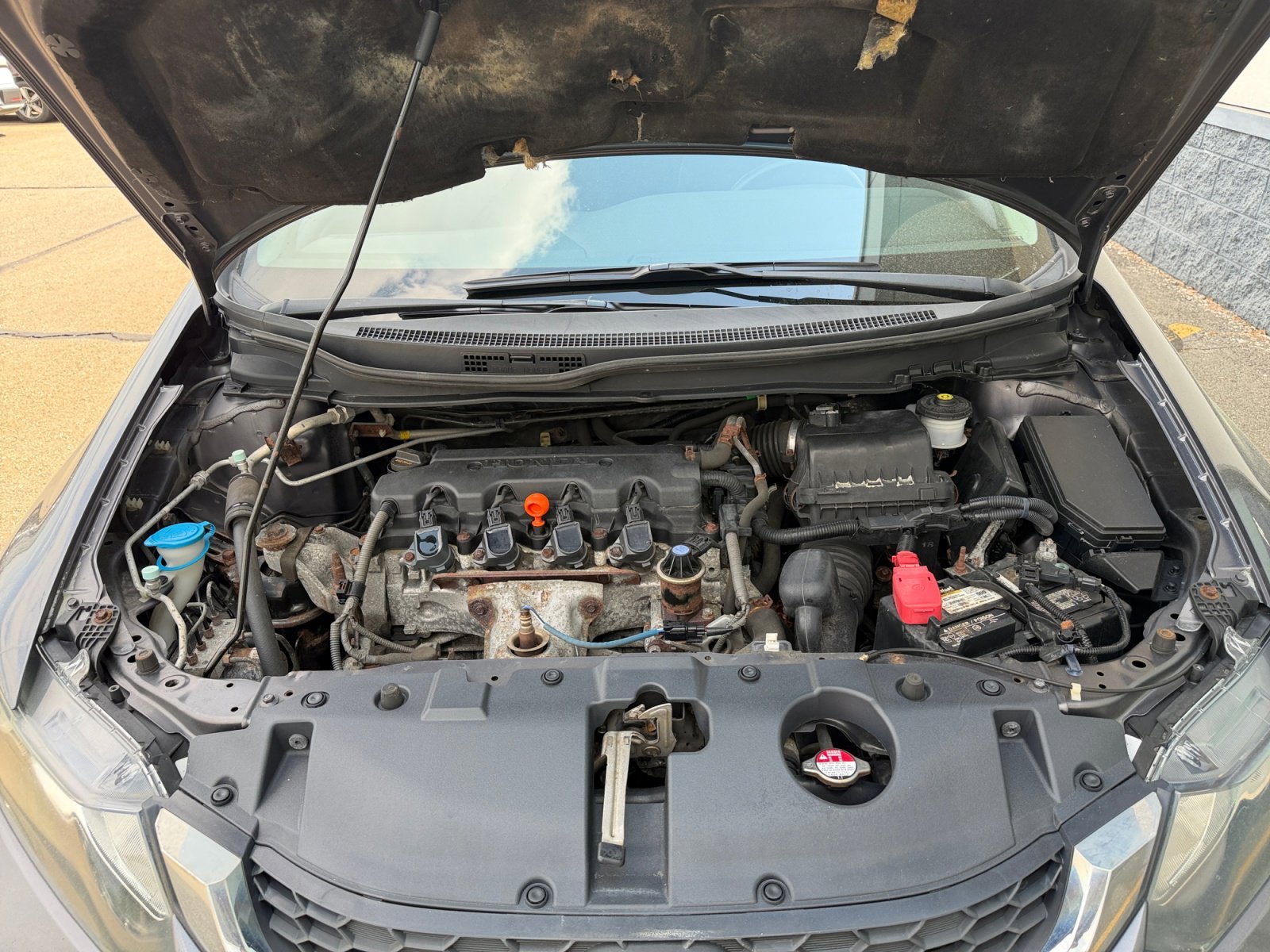 Used 2015 Modern Steel Metallic Honda LX image 6