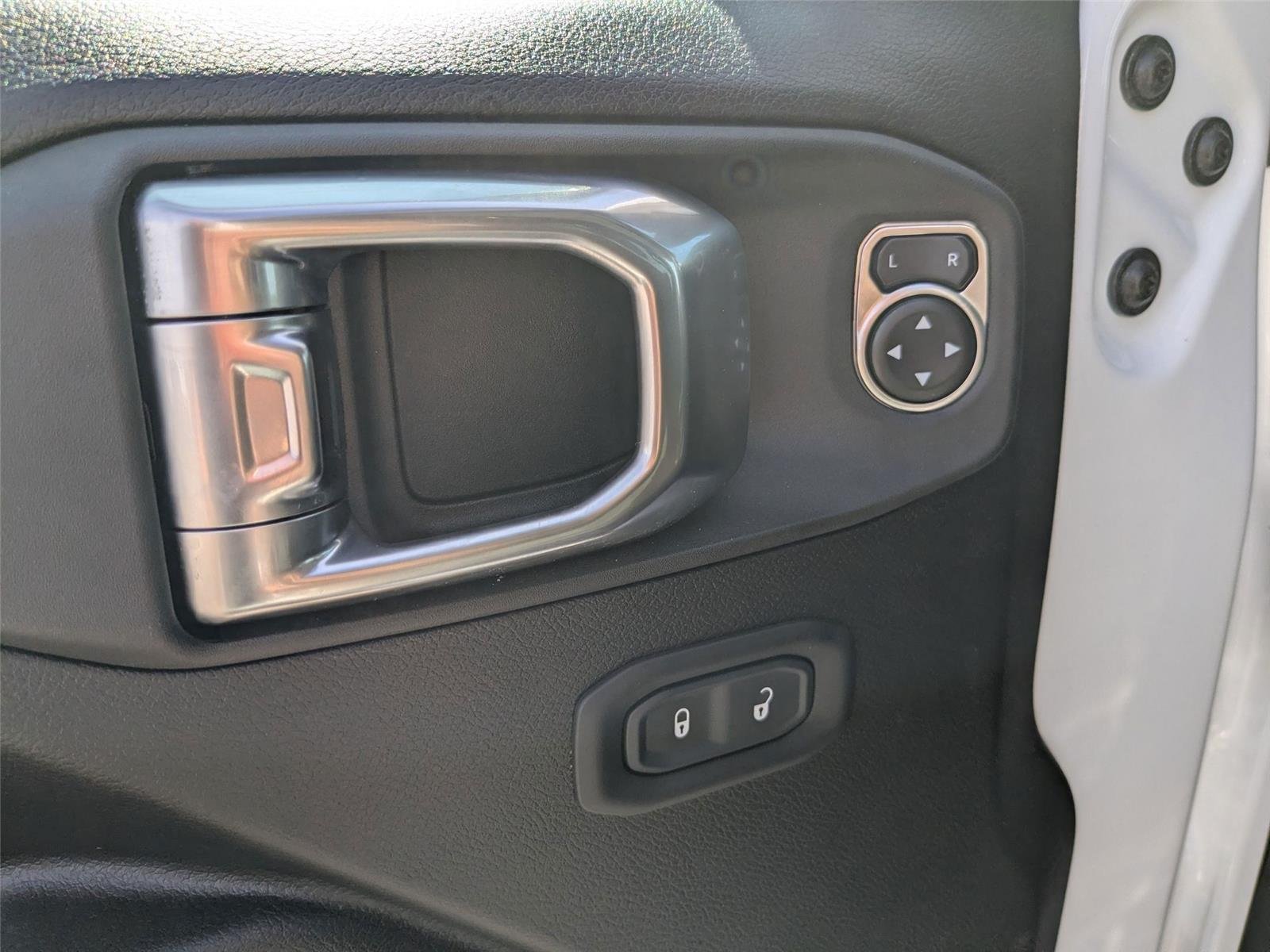 Used 2024 Bright White Clearcoat Jeep Sport S image 12