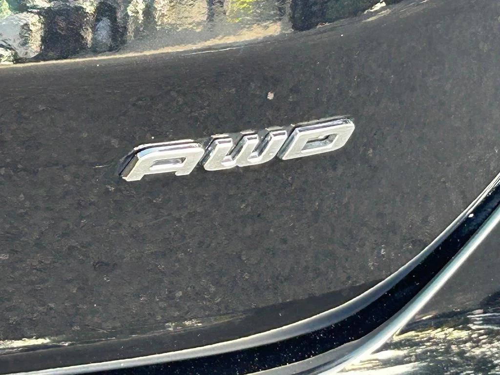 Certified Used 2024 Black Metallic Ford SE image 20