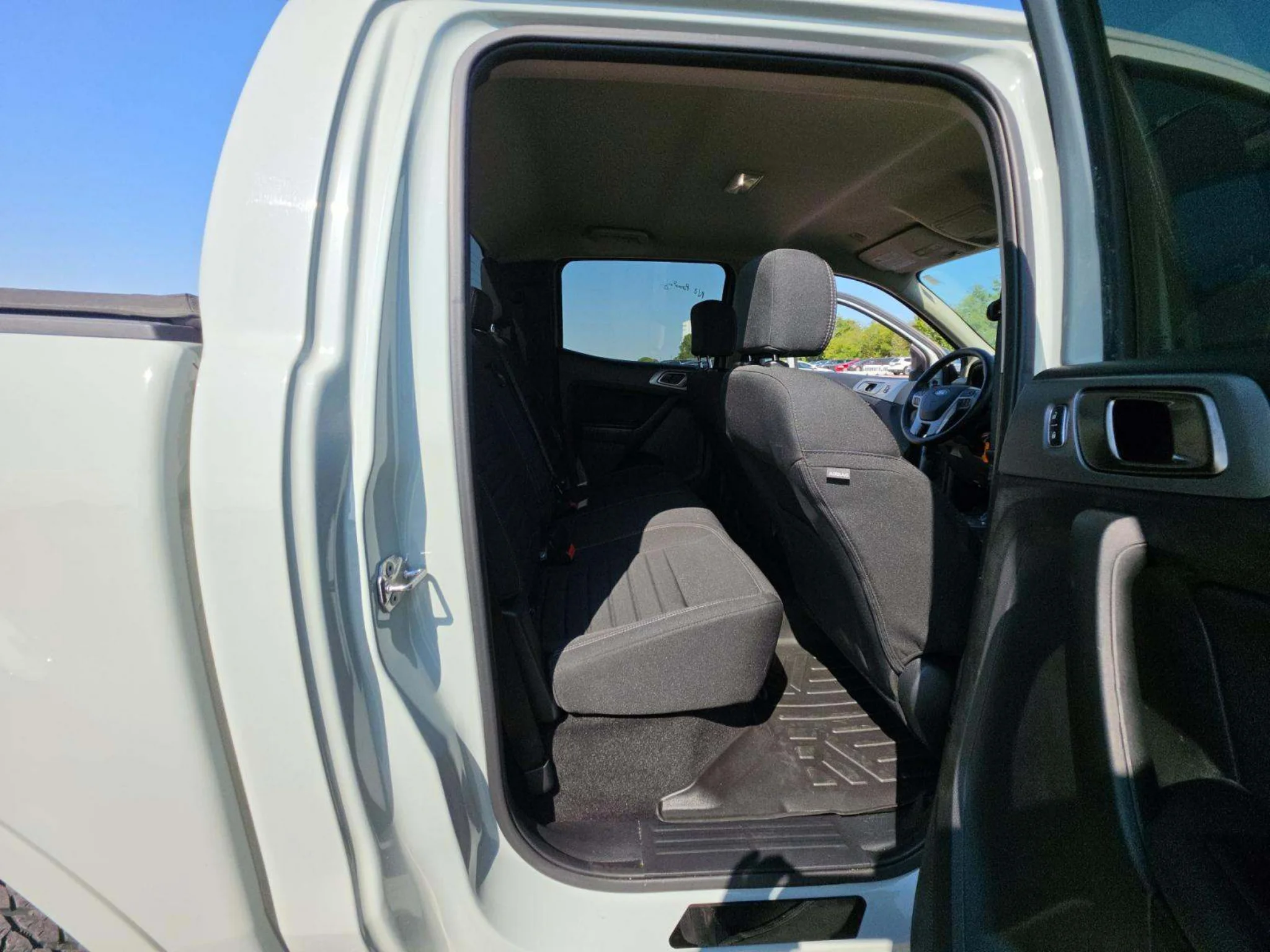 Used 2021 Cactus Gray Ford XLT image 4