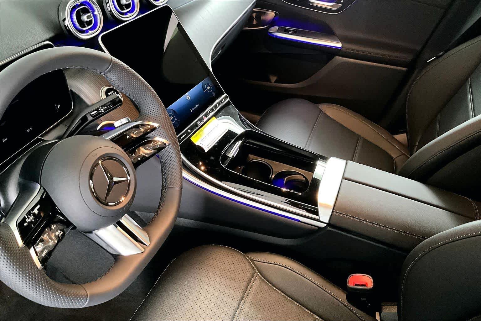 New 2027 Cirrus Silver Metallic Mercedes-Benz GLC 300 image 11