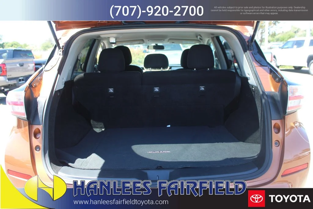 Used 2015 Orange Nissan SV image 10