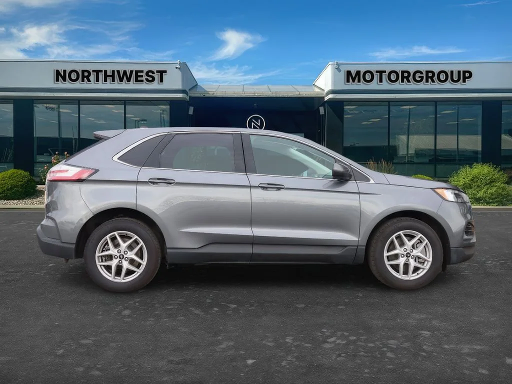 2024 Ford Edge SEL - Photo 8