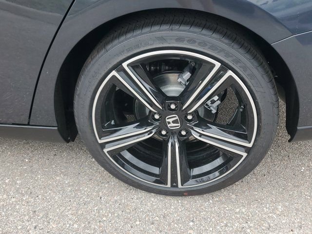 New 2026 Meteorite Gray Metallic Honda SE image 11