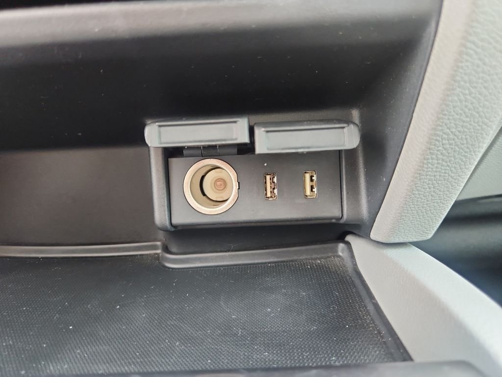 Used 2018  Honda EX image 29