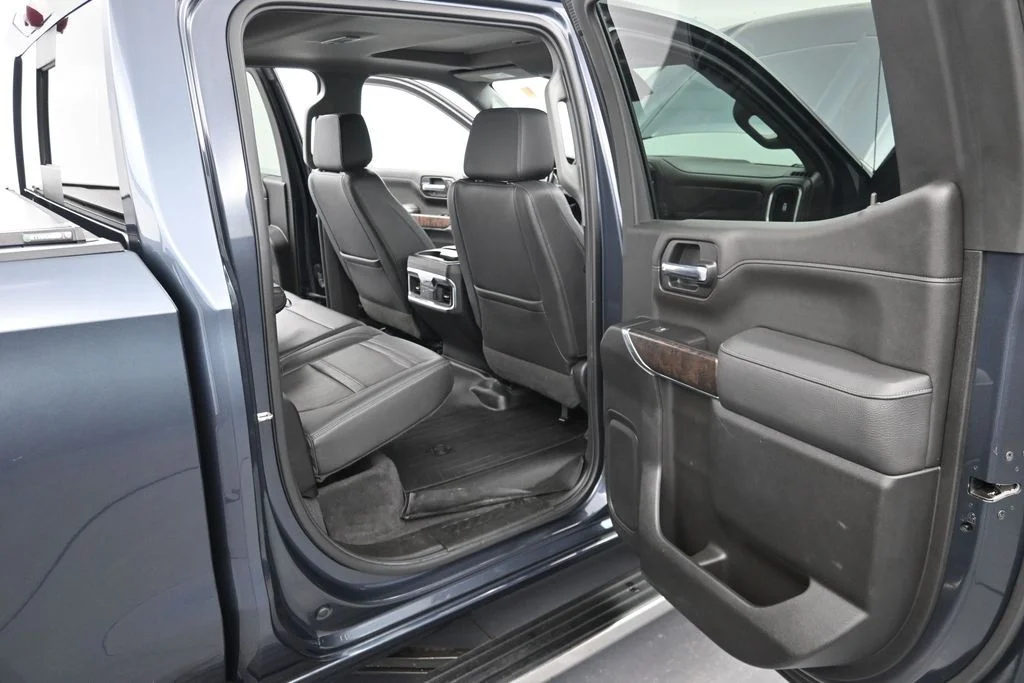 Used 2022 Blue GMC Denali image 11