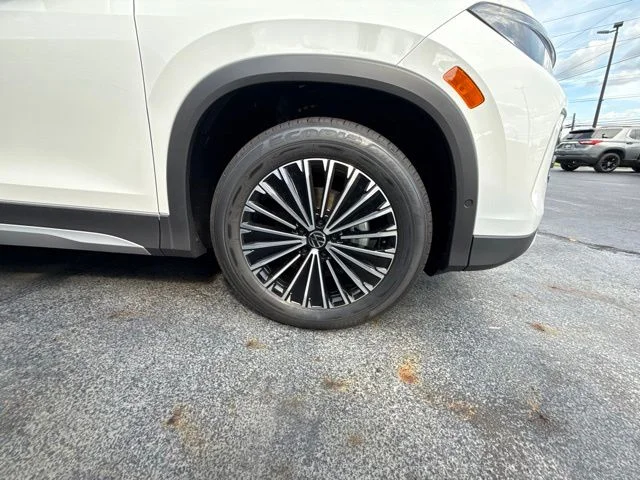 New 2026 Pure White Volkswagen 2.0T S image 7