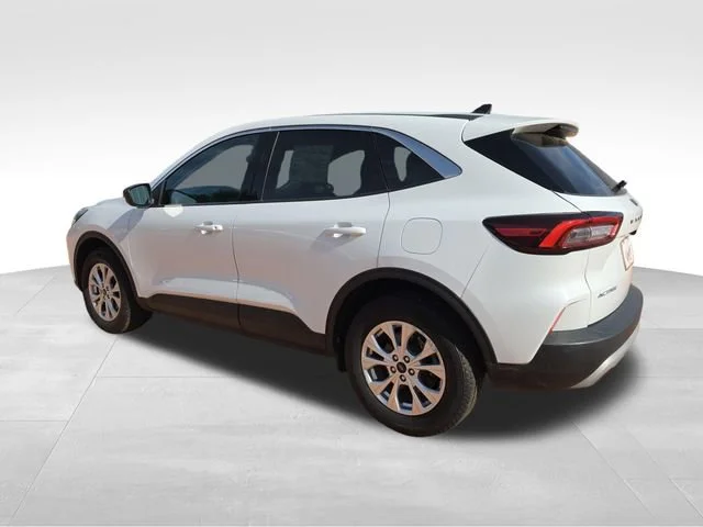 Used 2024 White Ford Active image 3