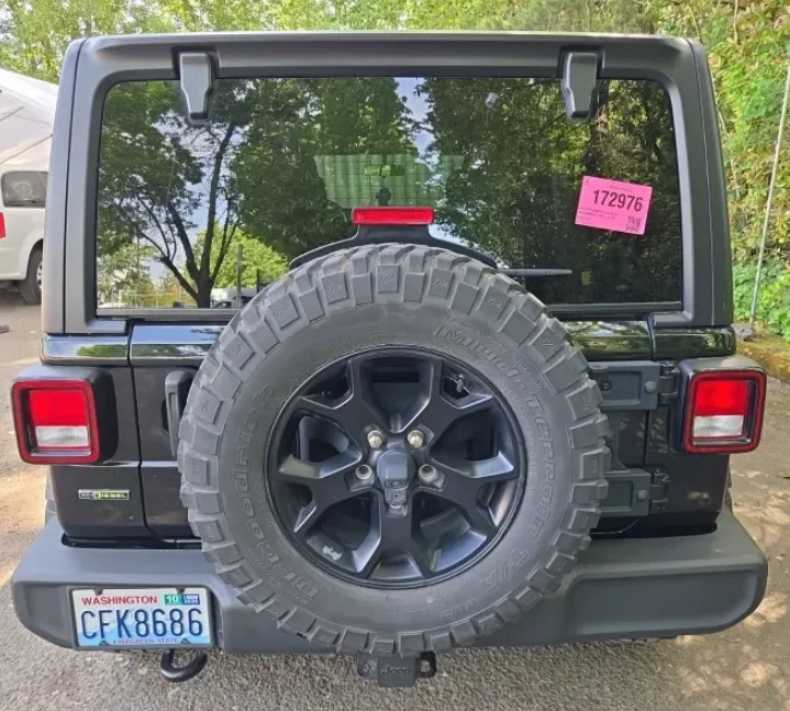 Used 2022 Black Jeep Unlimited Willys image 5