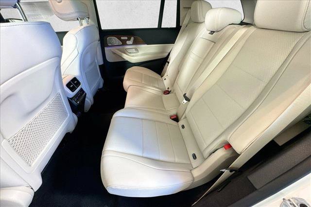 New 2026 Polar White Mercedes-Benz GLS 450 image 52