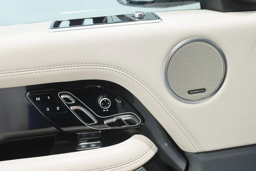 Used 2022  Land Rover Westminster image 31