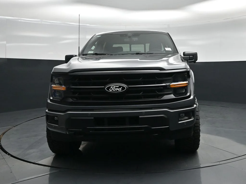 New 2026 Carbonized Gray Metallic Ford XLT image 18