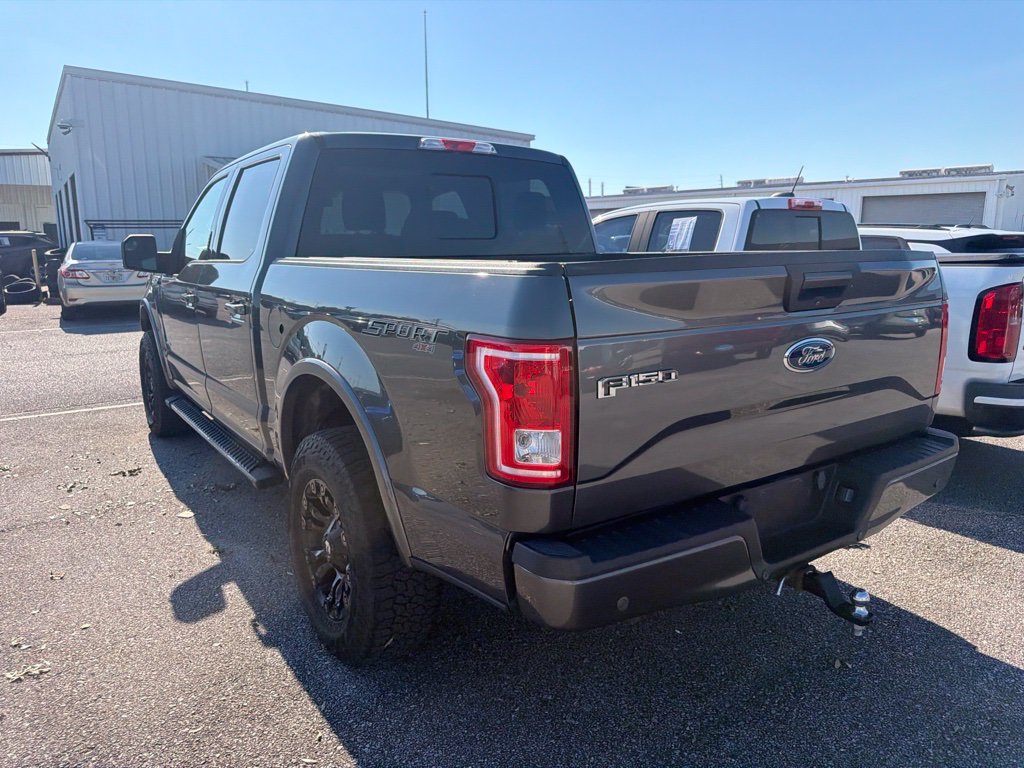 Used 2016 Gray Ford XLT image 19