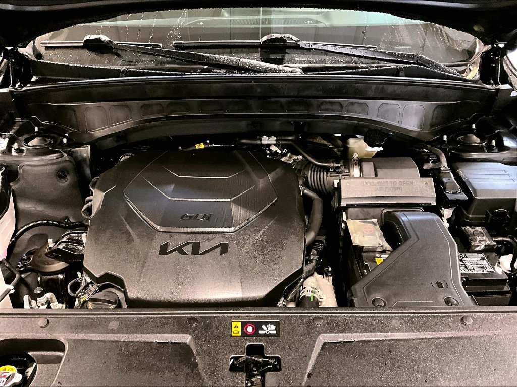 Used 2024 Black Kia SX X-Line image 31