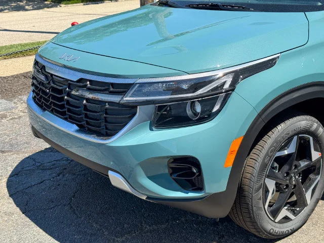 Used 2026 Blue Kia EX image 47