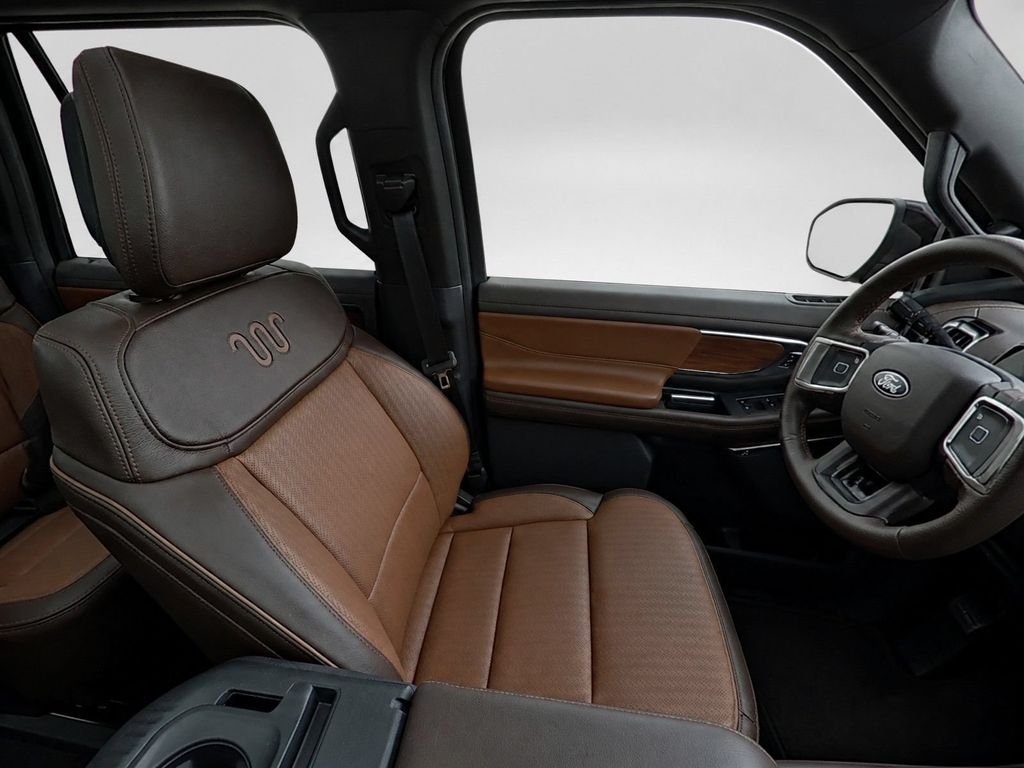 New 2027 Bronze Fire Metallic Tinted Clearcoat Ford MAX King Ranch® image 11