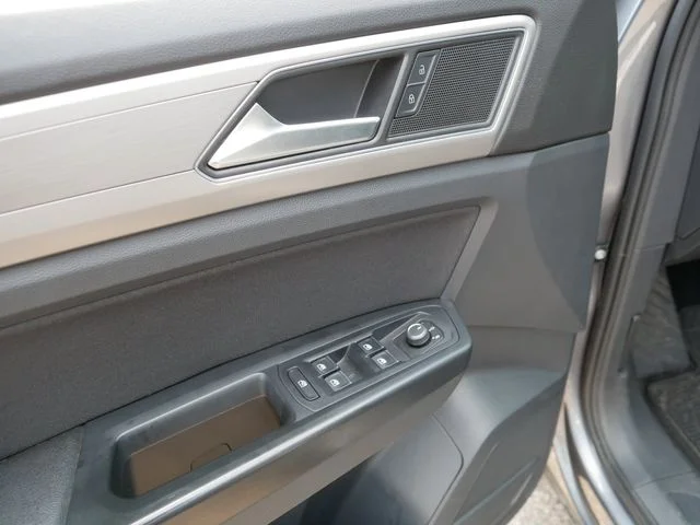 Used 2018 Gray Volkswagen Launch Edition image 16