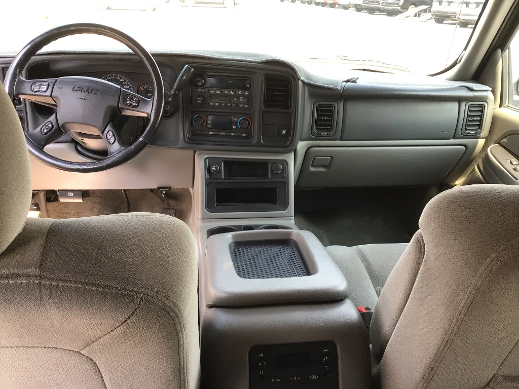 Used 2005 Silver Birch Metallic GMC SLE image 14