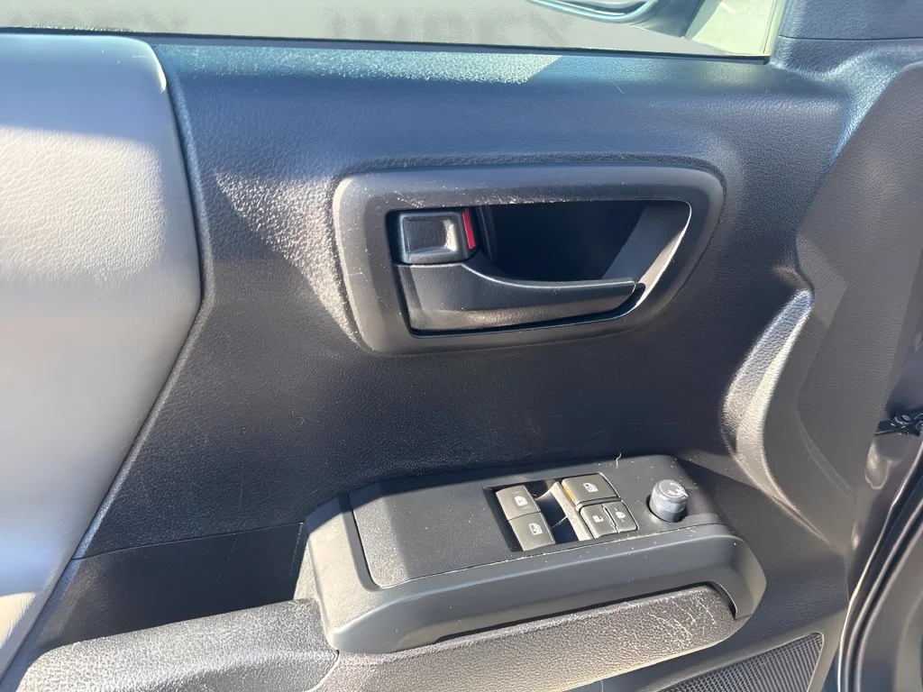 Used 2022 Gray Toyota SR image 22