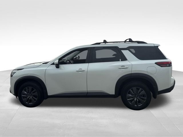 Used 2023 White Nissan SV image 3
