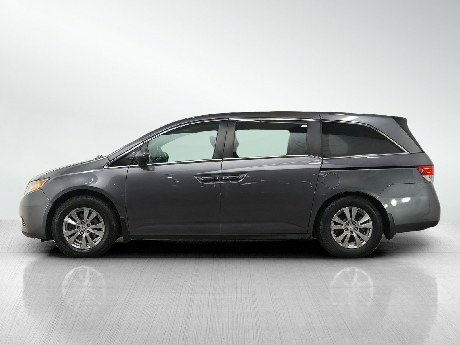Used 2014 Honda Odyssey EX-L with VIN 5FNRL5H65EB006647 for sale in Burnsville, Minnesota